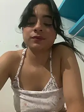 Snapshot of mysteriousgirl20 chatting on 02-06-25, 01:21 mysteriousgirl20 online show from 02-06-25, 01:21