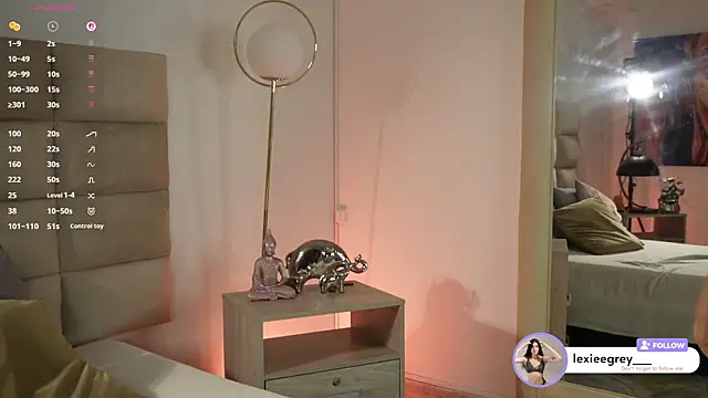 lexiee grey  online show from 11-17-25, 08:25