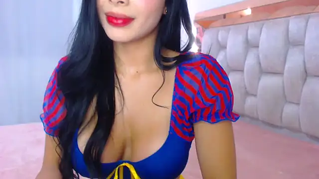 lolaperrys online show from 11-01-25, 06:15