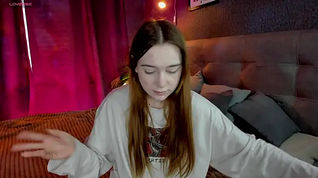 Lesi Moonie01 online show from 09-13-25, 07:41