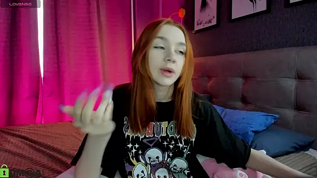 Lesi Moonie01 online show from 04-03-26, 09:07