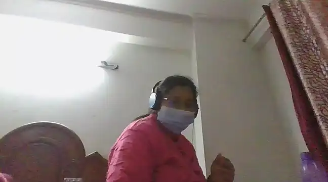 Snapshot of cutiecatty21 chatting on 02-14-25, 04:52 cutiecatty21 online show from 02-14-25, 04:52