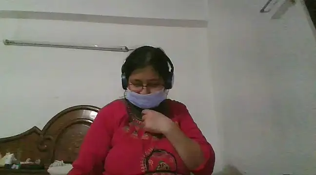 Snapshot of cutiecatty21 chatting on 03-20-25, 01:26 cutiecatty21 online show from 03-20-25, 01:26