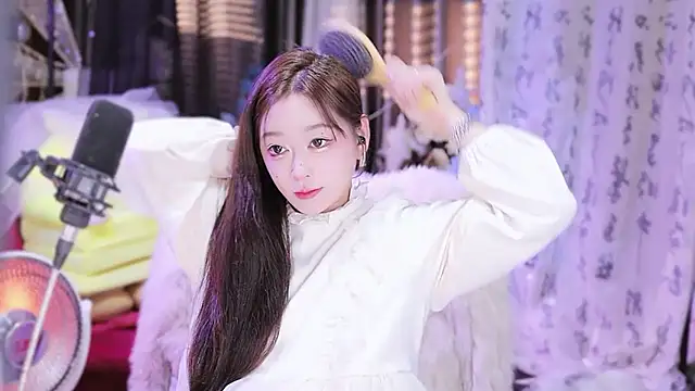 Missy Nana21 online show from 01-30-25, 04:02