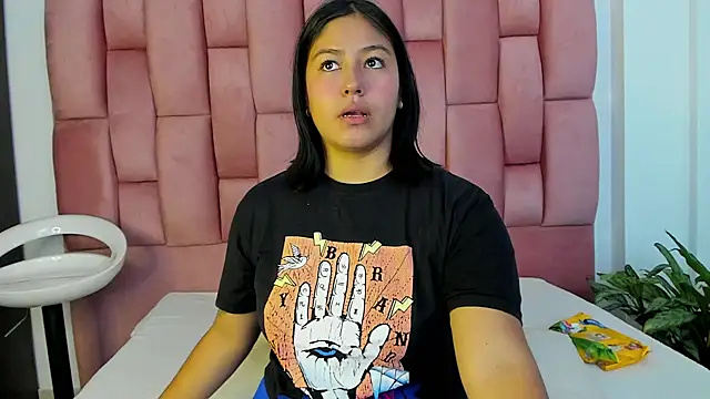 EmmaRossem online show from 01-11-25, 07:38