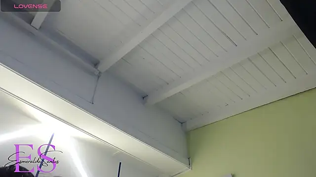 Snapshot of EsmeraldaSantoss chatting on 12-22-24, 12:49 EsmeraldaSantoss online show from 12-22-24, 12:49