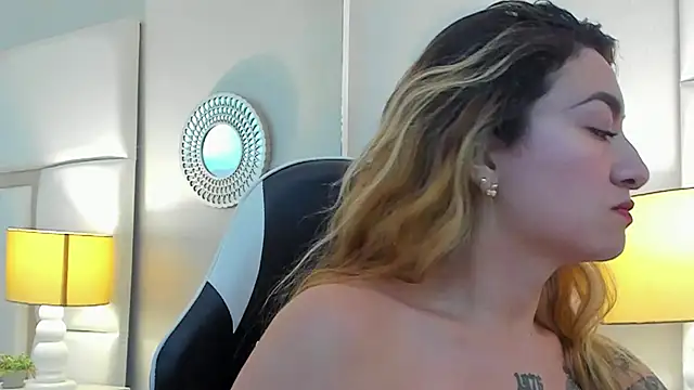 AmbarSantany online show from 10-01-25, 11:33