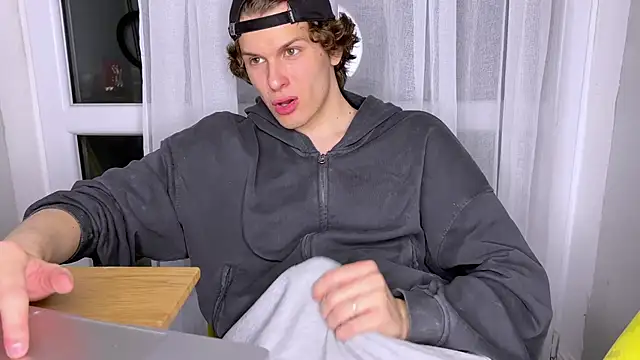 alyx garden online show from 04-15-26, 08:20