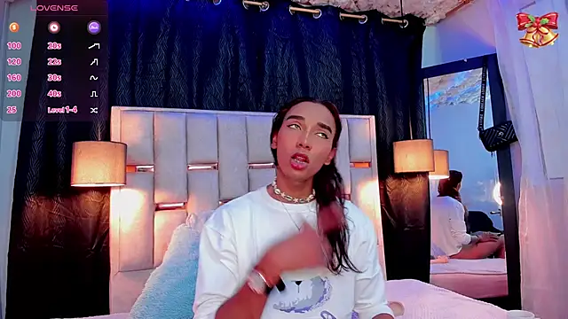 Snapshot of Nathan_Smith_ chatting on 01-09-25, 07:50 Nathan Smith  online show from 01-09-25, 07:50