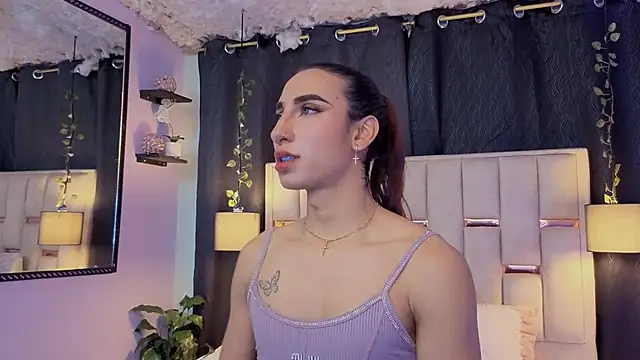 Snapshot of Nathan_Smith_ chatting on 09-17-25, 07:37 Nathan Smith  online show from 09-17-25, 07:37