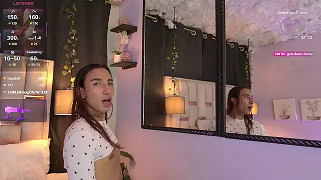 Snapshot of Nathan_Smith_ chatting on 09-25-25, 07:39 Nathan Smith  online show from 09-25-25, 07:39