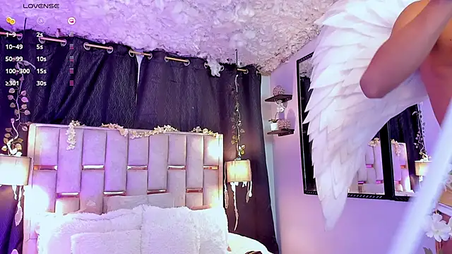 Nathan Smith  online show from 10-31-25, 07:37