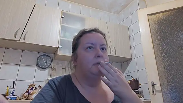 Snapshot of melissaBlessing chatting on 09-23-25, 01:52 melissaBlessing online show from 09-23-25, 01:52