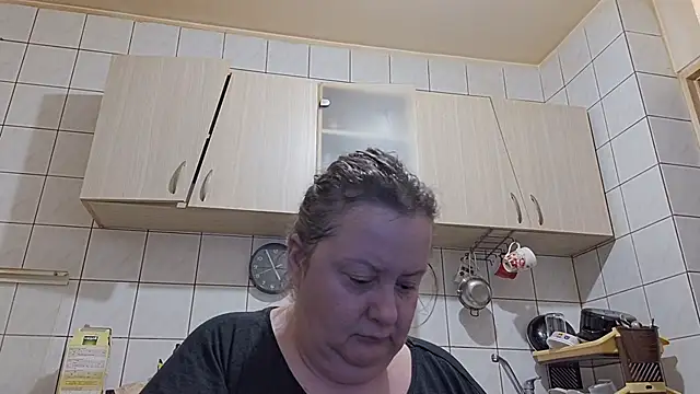 Snapshot of melissaBlessing chatting on 09-29-25, 01:55 melissaBlessing online show from 09-29-25, 01:55