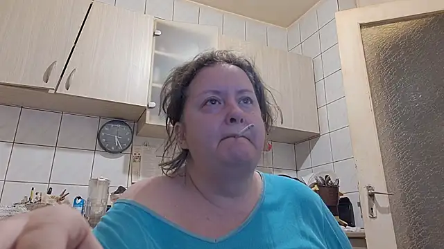 Snapshot of melissaBlessing chatting on 10-21-25, 02:23 melissaBlessing online show from 10-21-25, 02:23