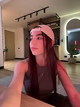 carolynnetrujillo online show from 10-02-25, 02:40