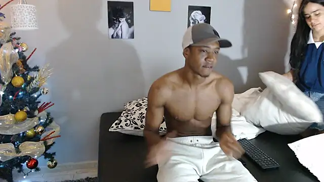 Snapshot of Kimandyuk chatting on 12-19-24, 07:29 Kimandyuk online show from 12-19-24, 07:29