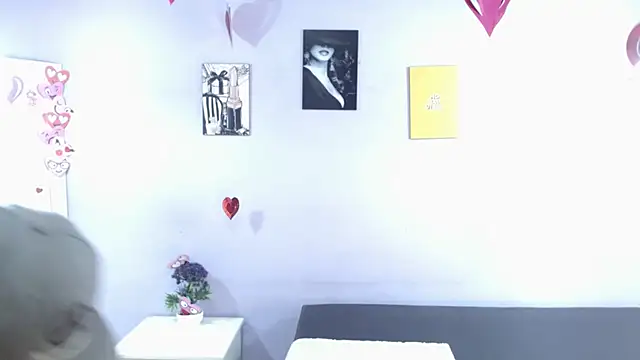 Snapshot of Kimandyuk chatting on 02-17-25, 07:10 Kimandyuk online show from 02-17-25, 07:10