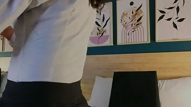 GabyPetit online show from 11-01-25, 07:49