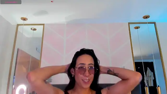 GabyPetit online show from 11-14-25, 07:56