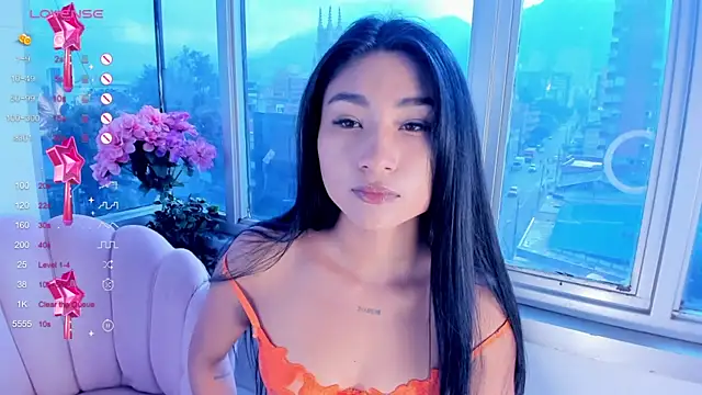 Snapshot of Megan_Lim chatting on 01-09-25, 01:24 Megan Lim online show from 01-09-25, 01:24