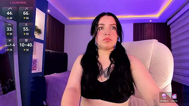 Lucy Smith2 online show from 01-09-25, 03:36