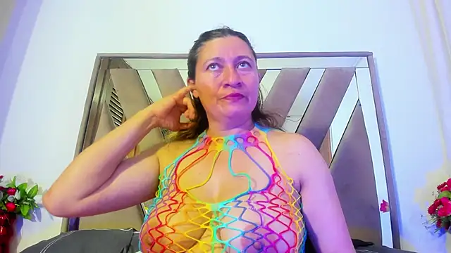 LILITH TORRES1 online show from 12-11-24, 11:43