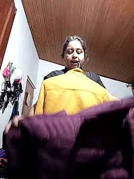 Snapshot of yajahil chatting on 10-29-25, 05:31 yajahil online show from 10-29-25, 05:31