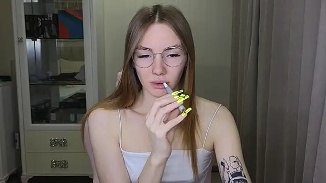 Snapshot of littlevildevil chatting on 12-11-24, 11:19 littlevildevil online show from 12-11-24, 11:19