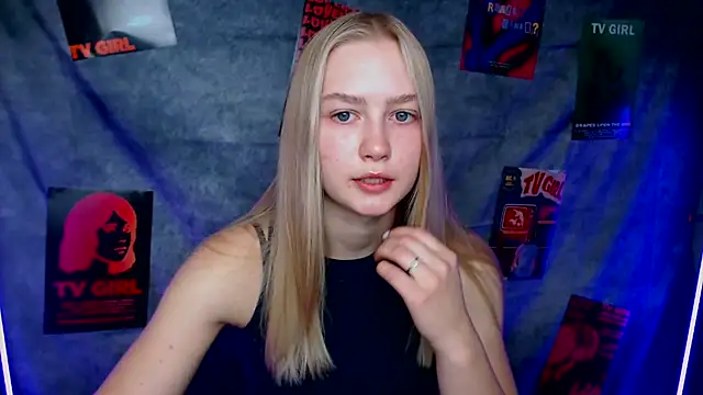 MademoiselleCl online show from 09-26-25, 06:39