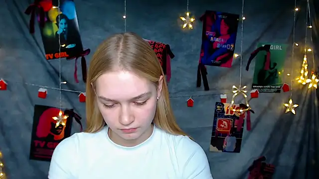 MademoiselleCl online show from 12-17-25, 01:28