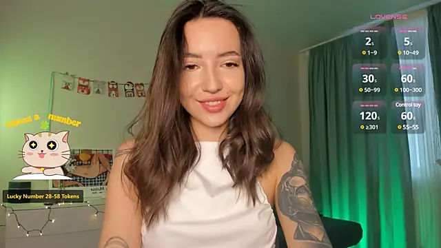 Oh My Dianee online show from 12-20-24, 08:17