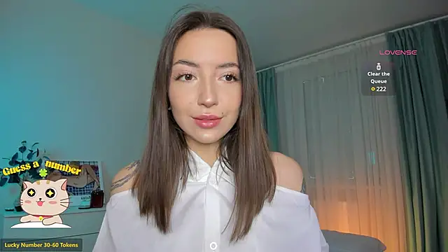 Oh My Dianee online show from 03-11-25, 07:26