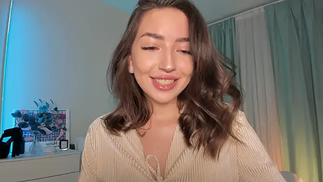 Oh My Dianee online show from 10-08-25, 07:39