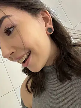 Oh My Dianee online show from 11-07-25, 07:41