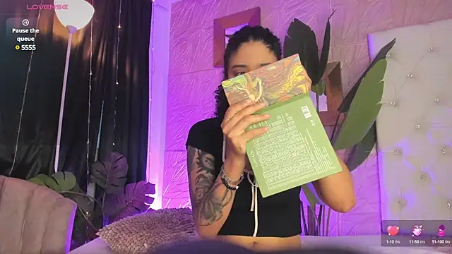 Snapshot of _lanna_jhonson_ chatting on 12-28-24, 12:03 lanna jhonson online show from 12-28-24, 12:03