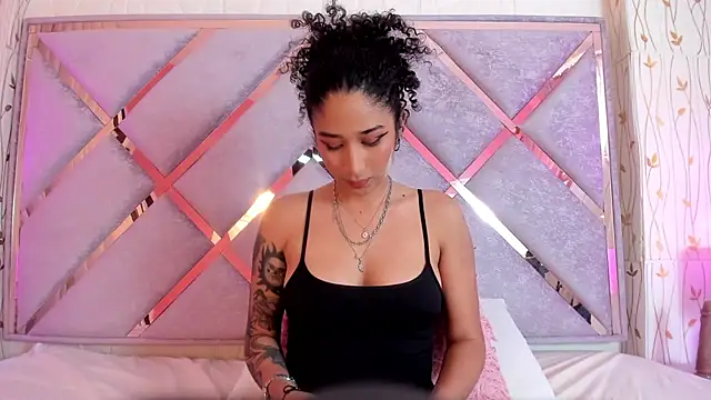 Snapshot of _lanna_jhonson_ chatting on 01-29-25, 05:35 lanna jhonson online show from 01-29-25, 05:35