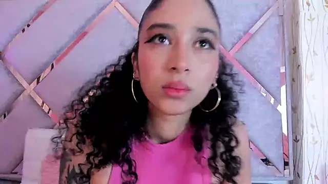 Snapshot of _lanna_jhonson_ chatting on 02-10-25, 06:42 lanna jhonson online show from 02-10-25, 06:42