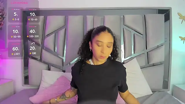 Snapshot of _lanna_jhonson_ chatting on 02-12-25, 11:51 lanna jhonson online show from 02-12-25, 11:51