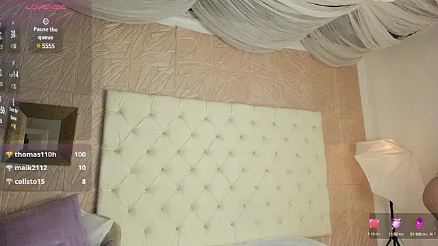 Snapshot of _lanna_jhonson_ chatting on 02-14-25, 12:09 lanna jhonson online show from 02-14-25, 12:09