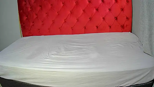 Snapshot of teressax chatting on 02-25-25, 01:39 teressax online show from 02-25-25, 01:39