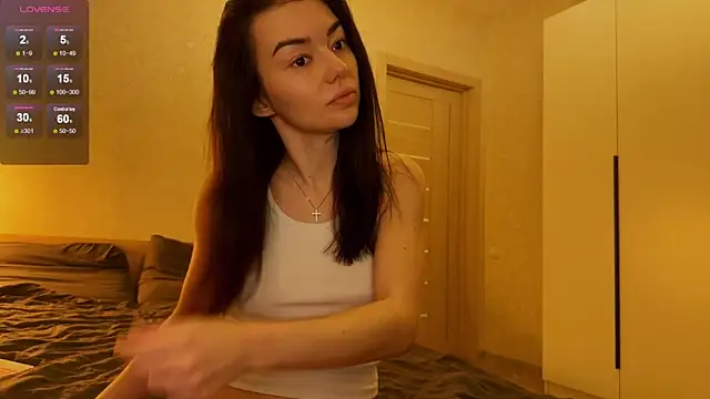 julya flowerss online show from 02-13-26, 06:15