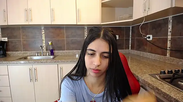 Snapshot of anna_alvarez chatting on 03-11-25, 03:02 anna alvarez online show from 03-11-25, 03:02