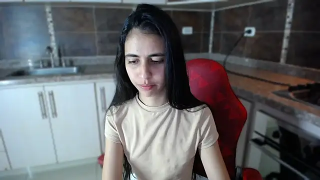 Snapshot of anna_alvarez chatting on 10-14-25, 12:06 anna alvarez online show from 10-14-25, 12:06