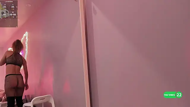 Snapshot of Ninna_monroe_ chatting on 11-08-25, 04:18 Ninna monroe online show from 11-08-25, 04:18