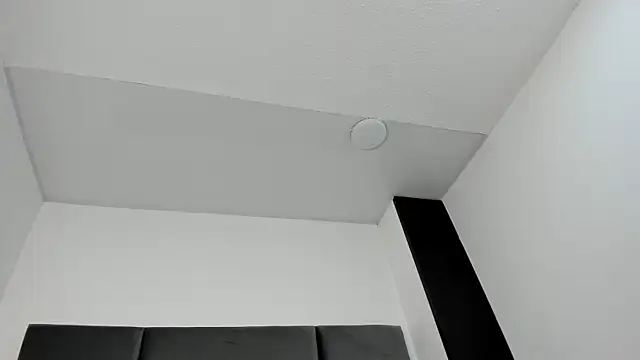 Lizz Luna online show from 09-10-25, 01:55