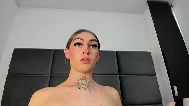 Lizz Luna online show from 09-11-25, 02:28