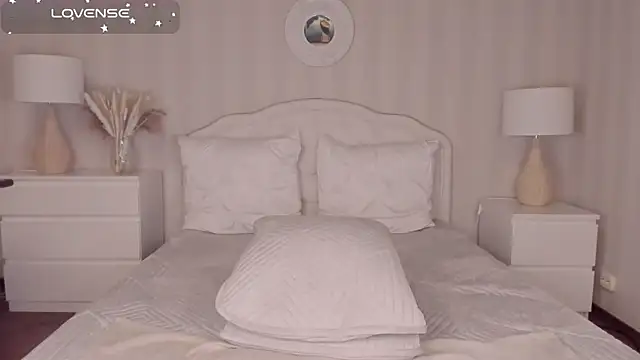 Nicky Stone online show from 02-21-25, 09:56