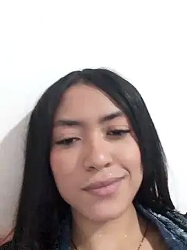 Buda and Cataleya  online show from 10-02-25, 01:07