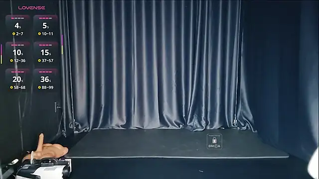 Youth3  online show from 09-12-25, 03:23